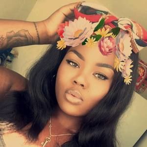 Meet your Posher, Shelly